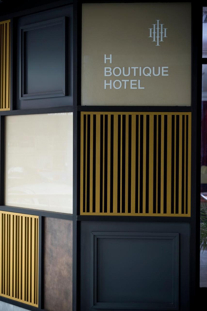 H Boutique Hotel, Kota Damansara Exterior photo